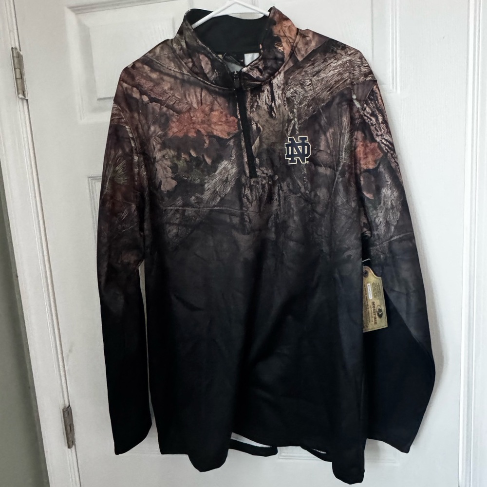 Colosseum Brand NWT Notre Dame Fighting Irish Moosey Oak 1/4 zipper long sleeve